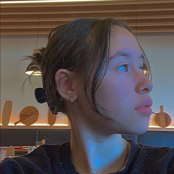 Meet your Posher, Kelsey - Picture 1 of 1